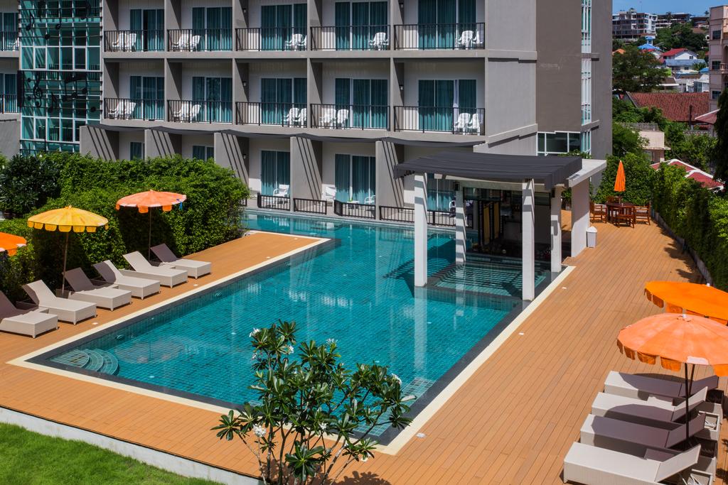 Reviews of tourists The Melody Phuket