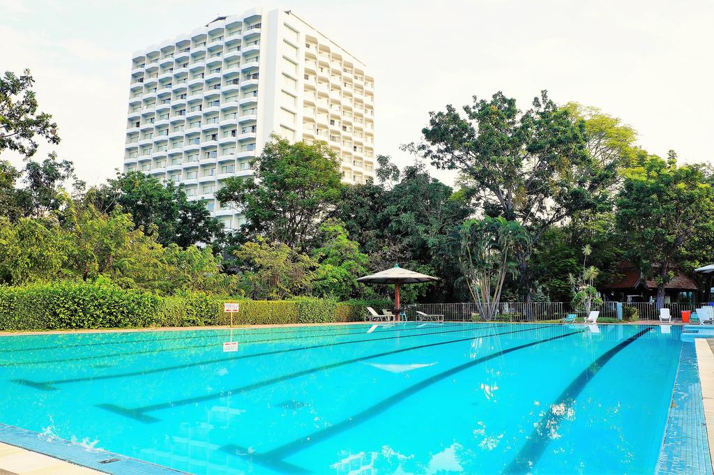 Reviews of tourists Pattaya Park Beach Resort