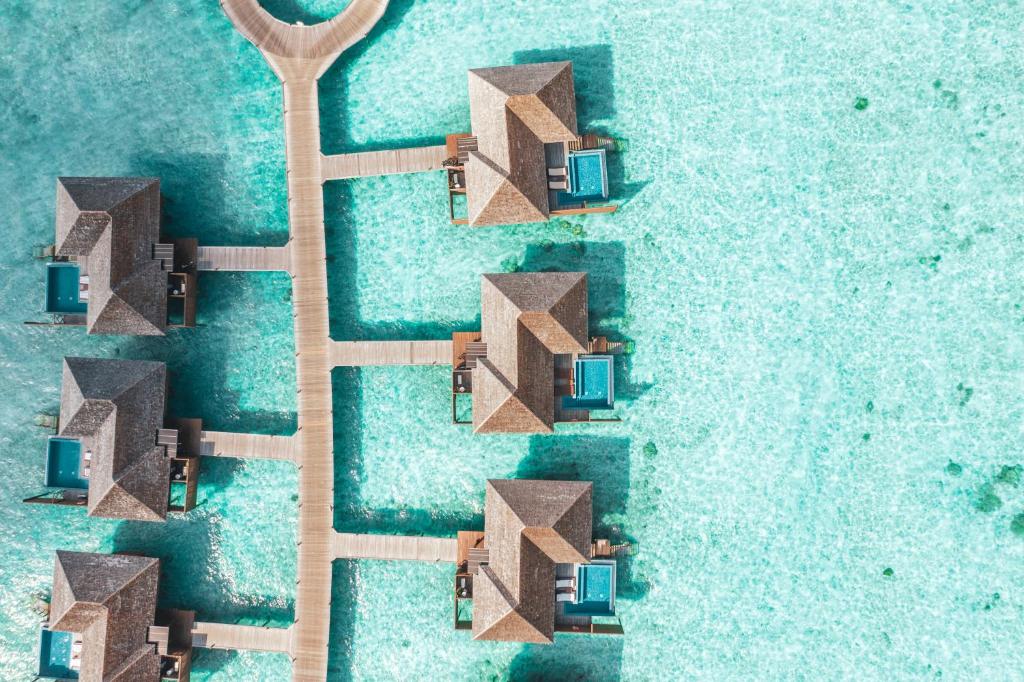 Malediwy Hideaway Beach Resort & Spa