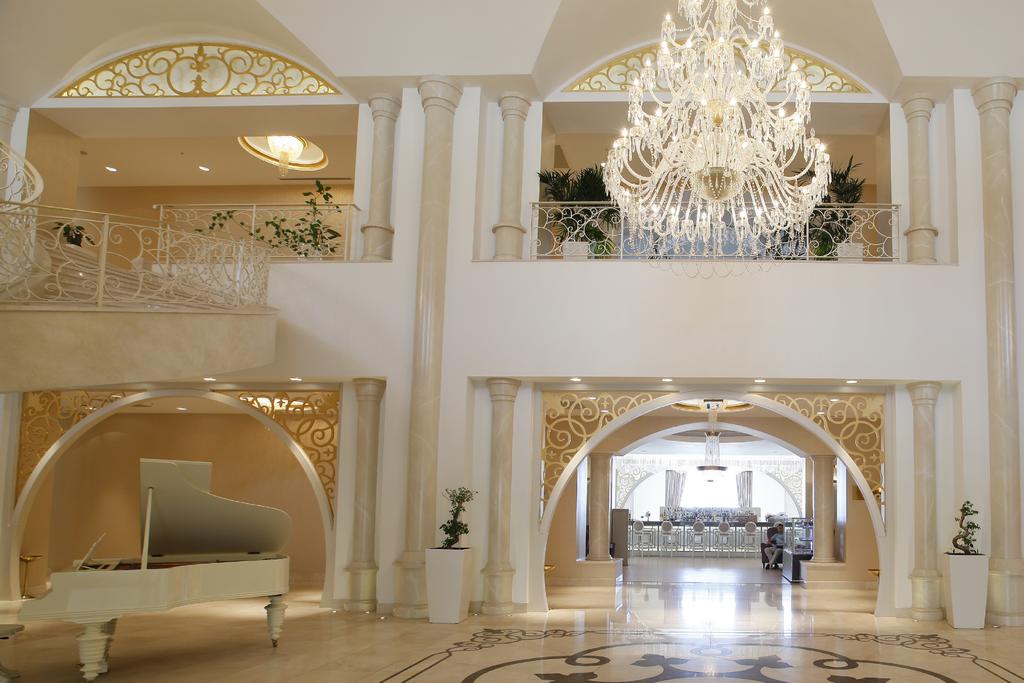 Відпочинок в готелі Qafqaz Riverside Hotel Gabala Габала