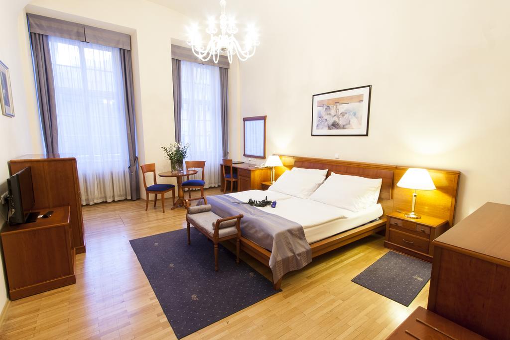 Hotel rest Modra Ruze Prague Czech Republic