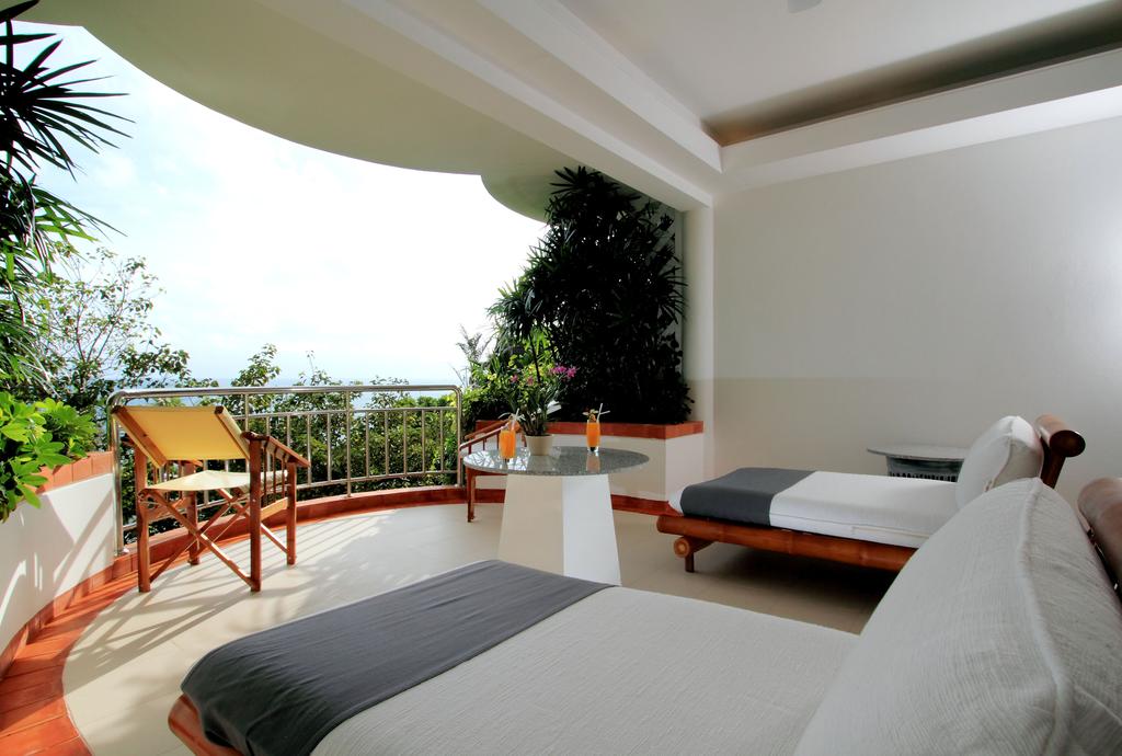 Гарячі тури в готель Mom Tris Villa Royale пляж Ката Таїланд