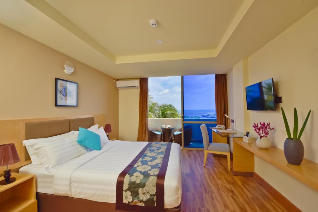 Горящие туры в отель Season Paradise Guest House Северный Мале Атолл Мальдивы