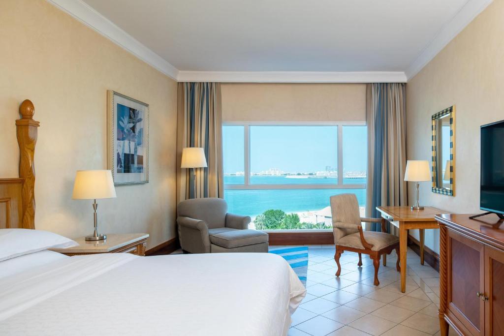 Отель, Дубай (пляжные отели), ОАЭ, Sheraton Jumeirah Beach Resort