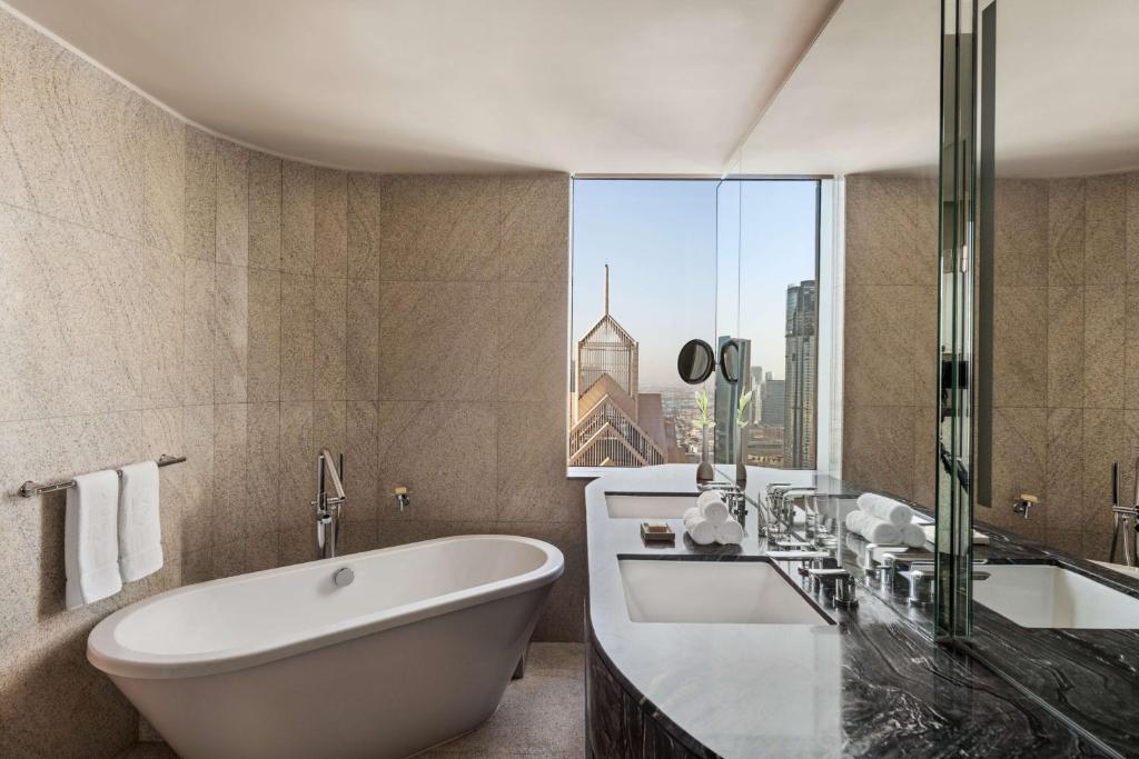 Hotel guest reviews Shangri-La Dubai