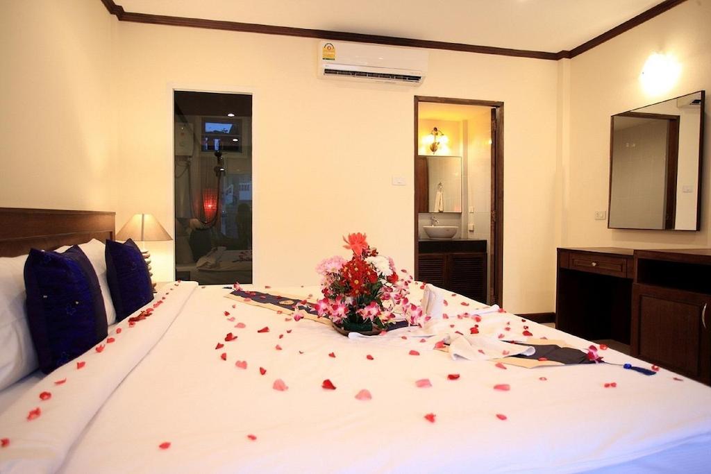 Туры в отель Andaman Seaside Resort Bangtao