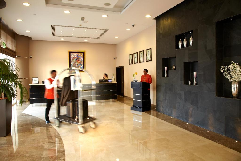 Cristal Hotel Abu Dhabi, ОАЭ, Абу-Даби, туры, фото и отзывы