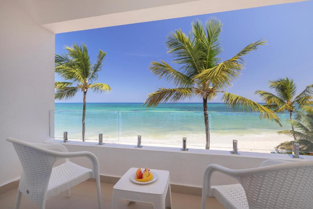 Горящие туры в отель Hm Bavaro Beach - Adults Only Пунта-Кана Dominican Republic