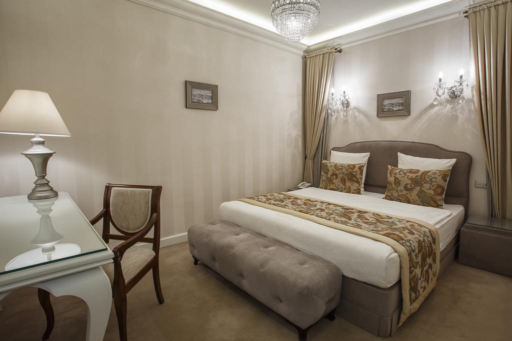 Ціни в готелі Ambasadori Tbilisi