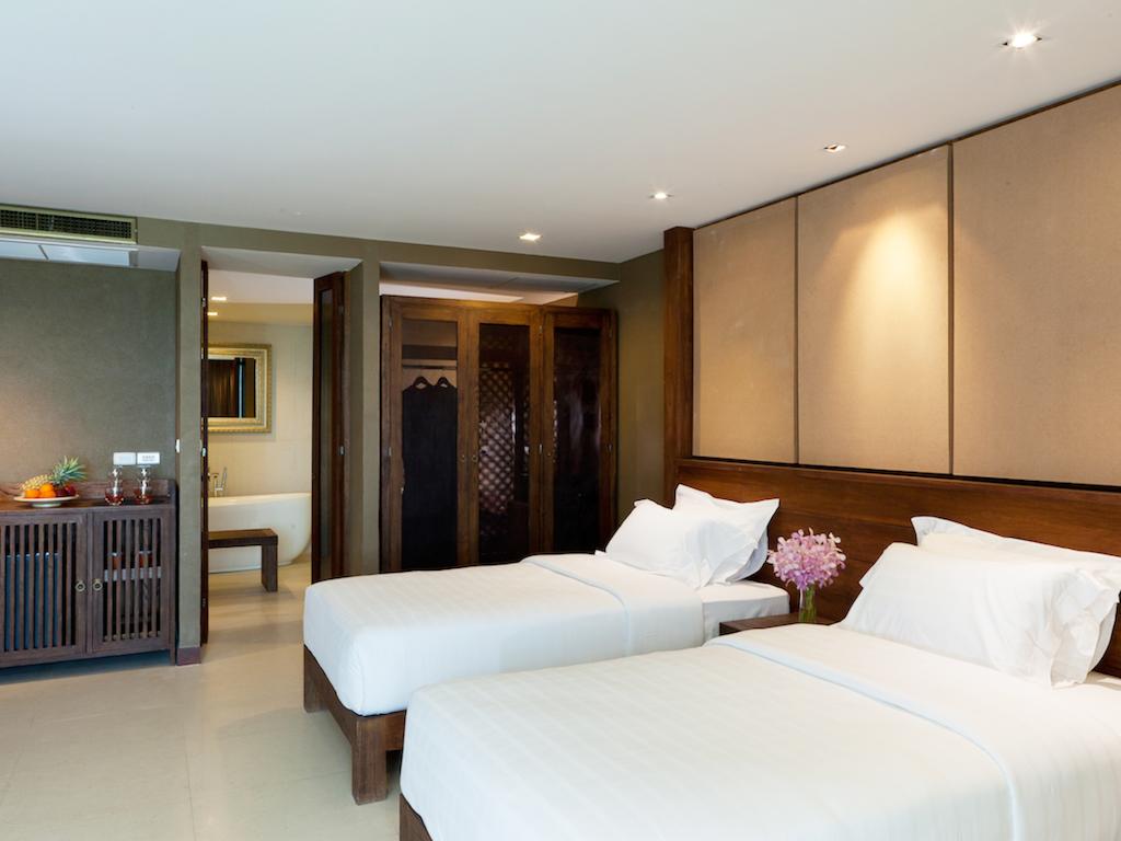 Hotel guest reviews Sunsuri Nai Harn Phuket