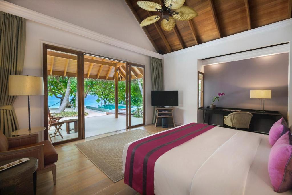 Фото готелю Dusit Thani Maldives