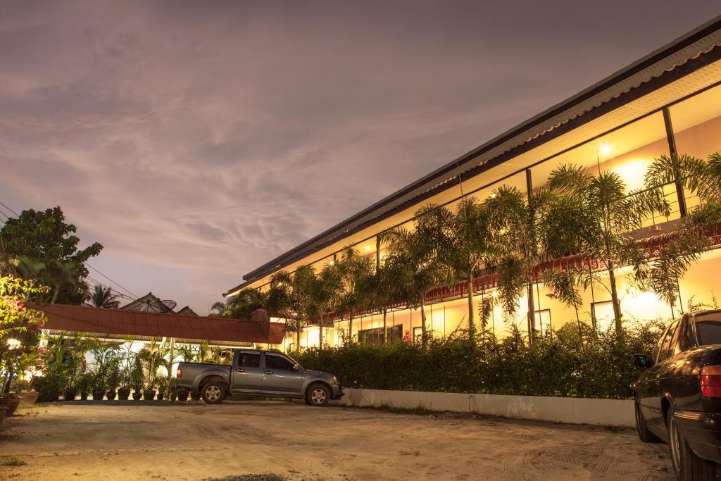 Phuket Airport Inn, север Пхукета