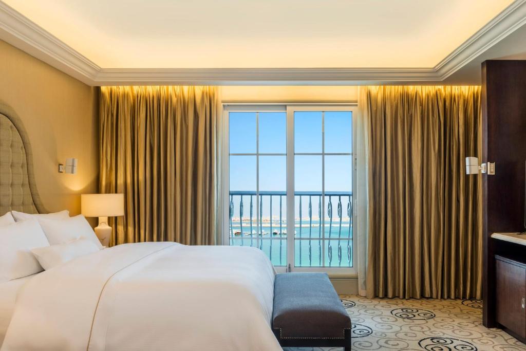 The Westin Dubai Mina Seyahi Beach Resort & Marina ціна