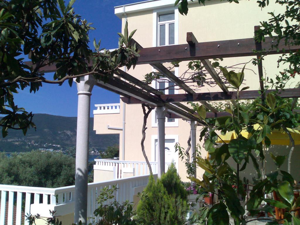 Відгуки гостей готелю Villa Tenzera