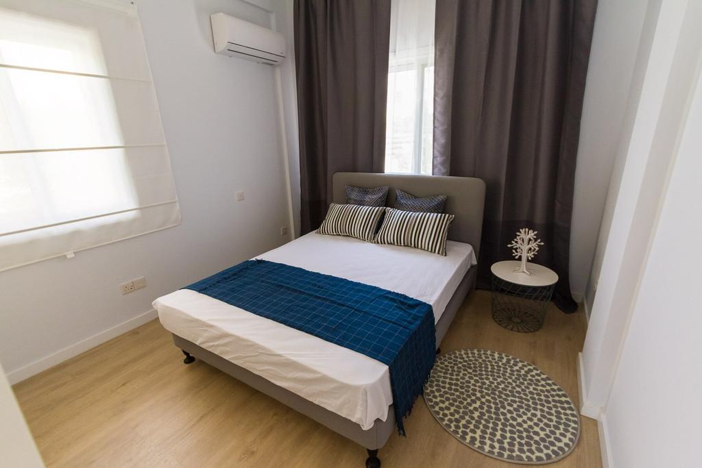 Odpoczynek w hotelu Larnaca Golden Beach Apts Larnaka Cypr