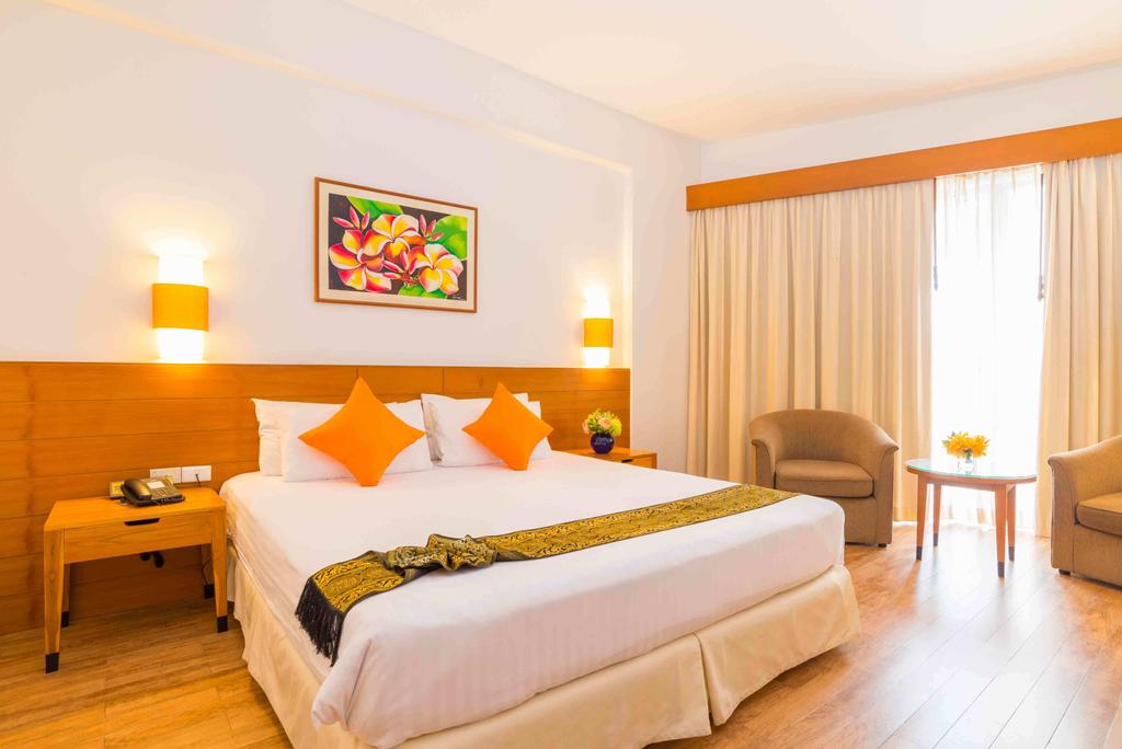 Горящие туры в отель Royal Paradise Hotel Патонг
