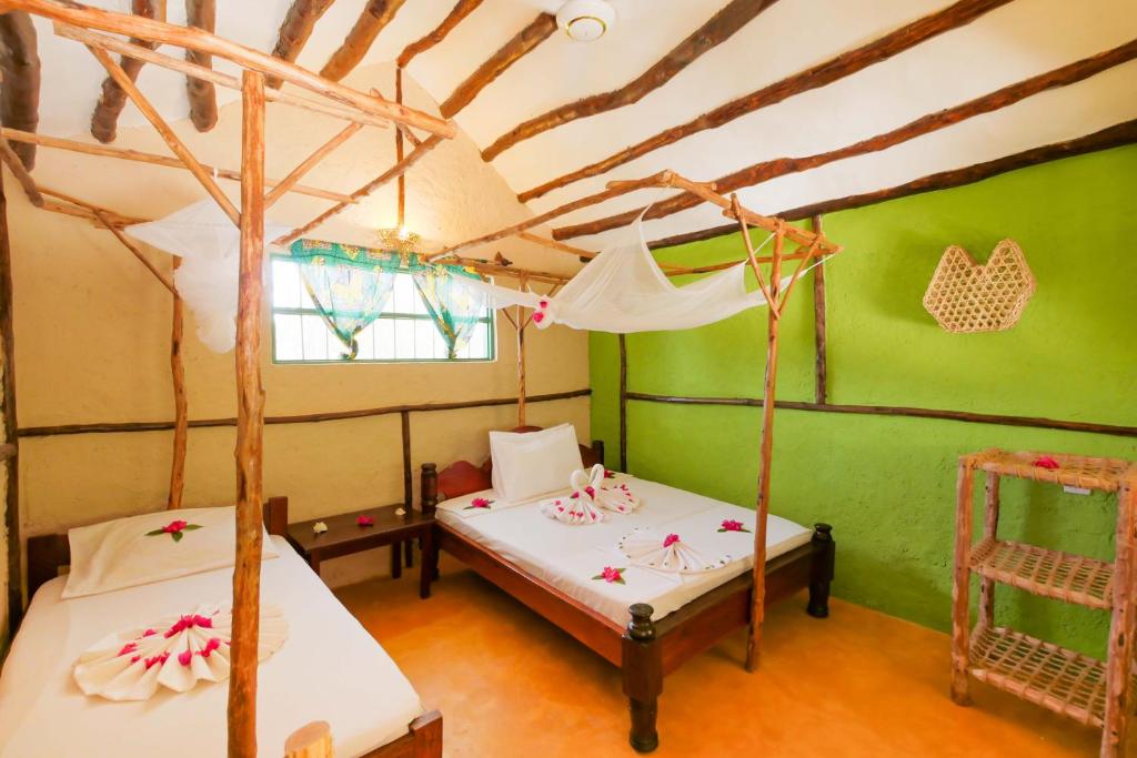 Цены в отеле Demani Lodge Zanzibar