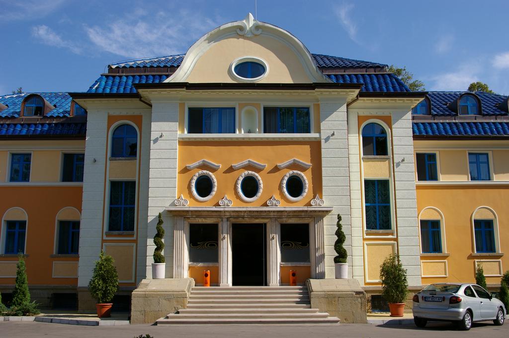 Anna-Kristina Hotel, Видин