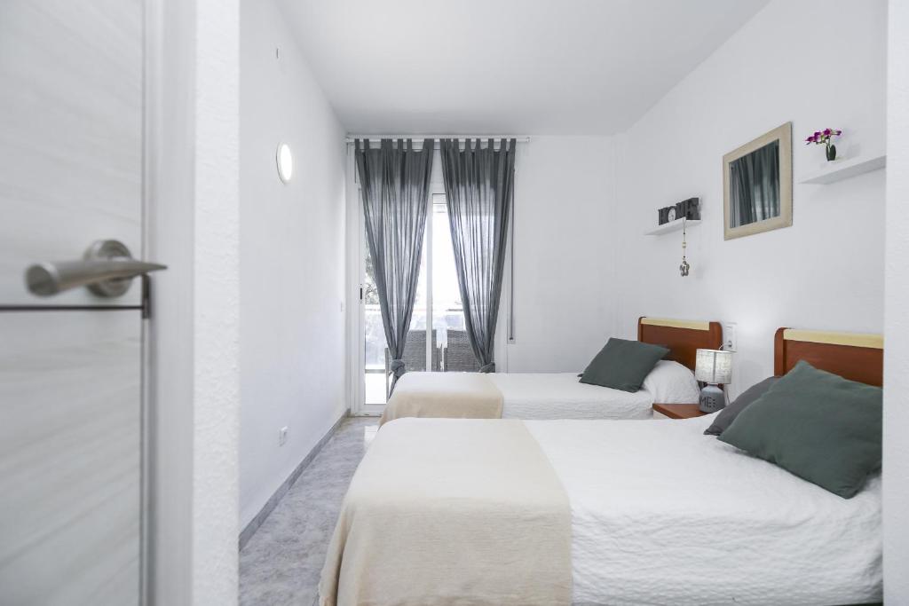 Apartamentos Ancora, Іспанія