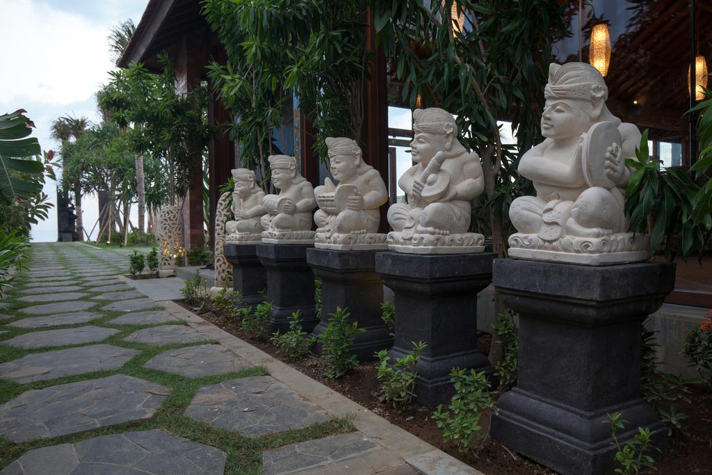 Отзывы гостей отеля Bali Royal Suites