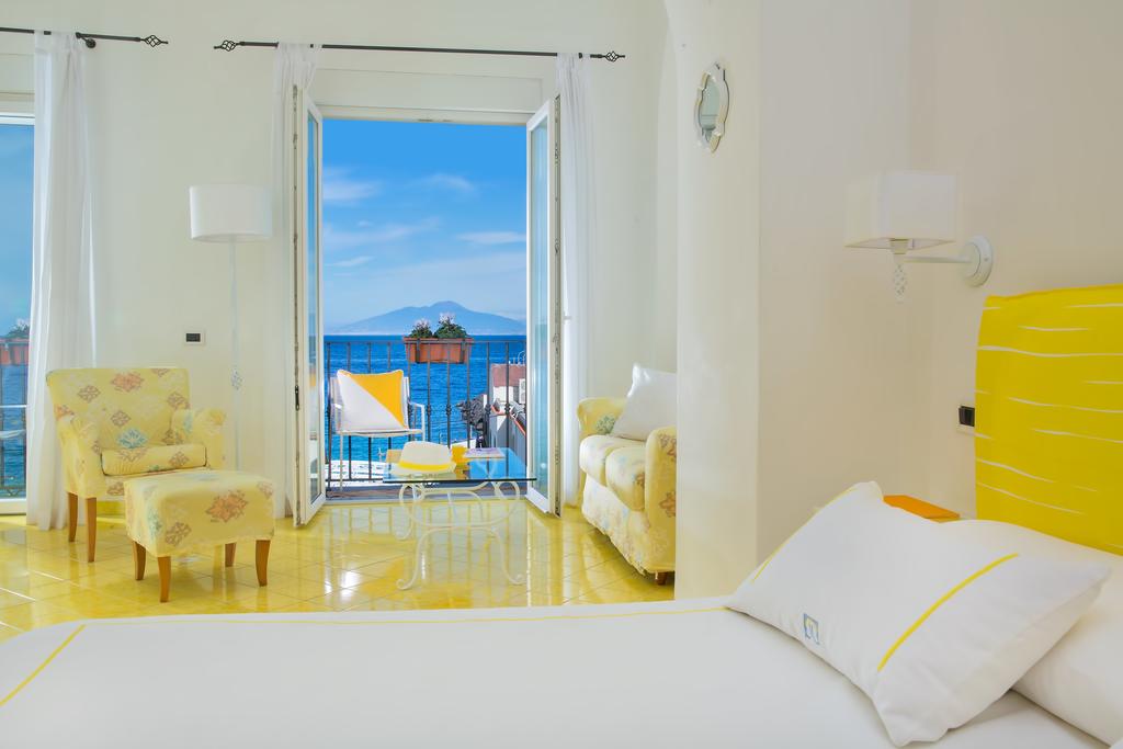 Горящие туры в отель Relais Maresca Капри (остров)
