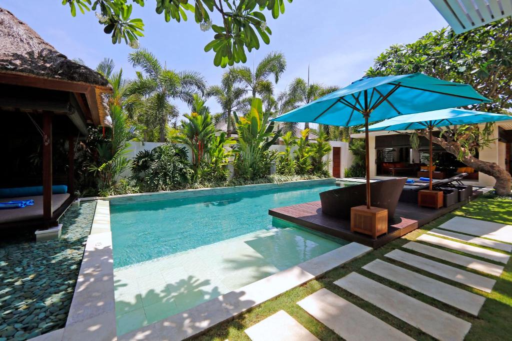 Отдых в отеле Chandra Luxury Villas Bali Бали (курорт)