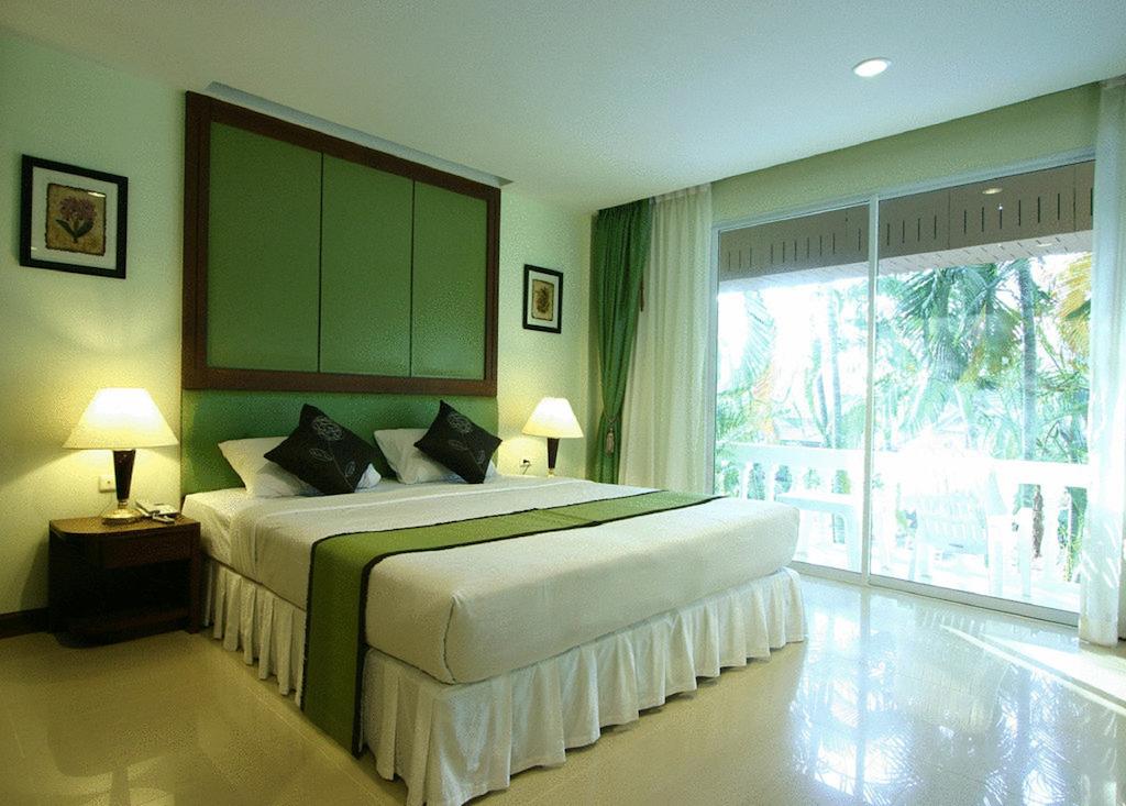 Pattaya, Wind Mill Resort Hotel, 3