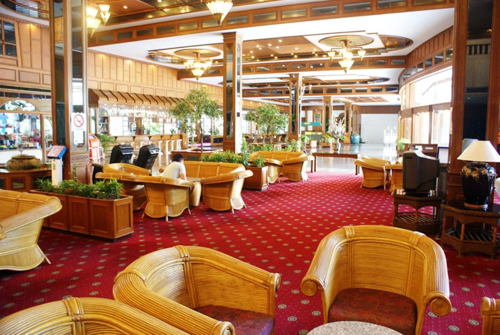 Отдых в отеле Royal Twins Palace Hotel  Паттайя Таиланд