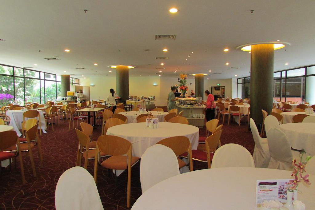Hotel prices Fort Canning Lodge