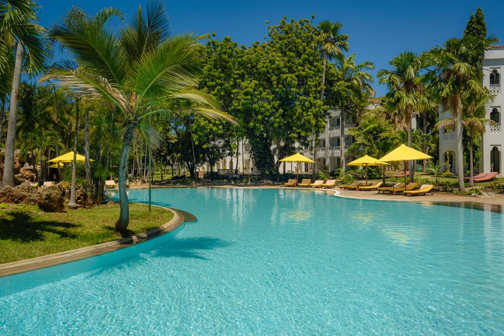 Ceny hoteli Sarova Whitesands Beach Resort