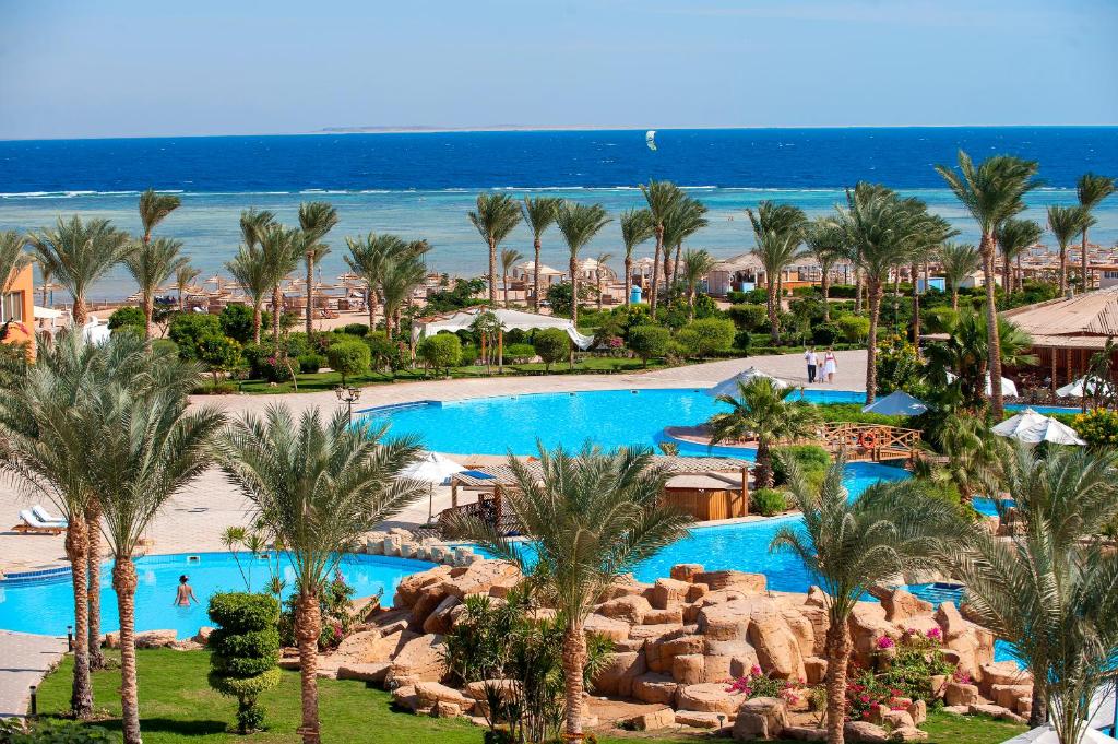 Туры в отель Amwaj Oyoun Hotel & Resort Шарм-эль-Шейх Египет