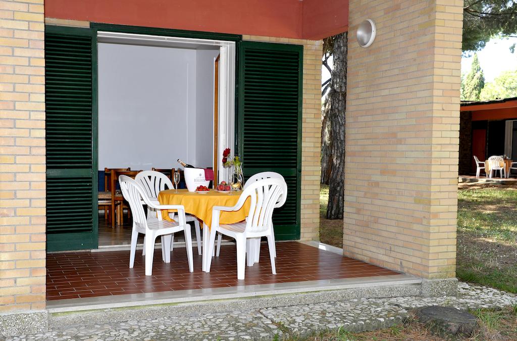 La Serra Resort Italy Village, Байя-Домиция цены