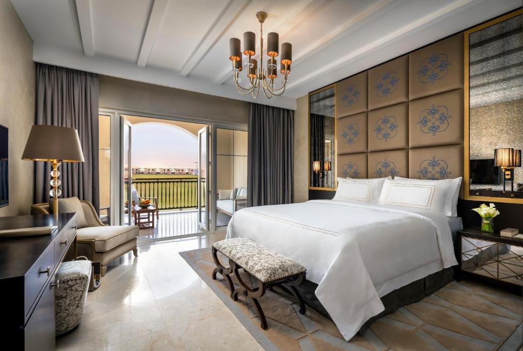 Odpoczynek w hotelu Al Habtoor Polo Resort (ex. The St Regis Al Habtoor Polo) Dubaj (miasto) Zjednoczone Emiraty Arabskie