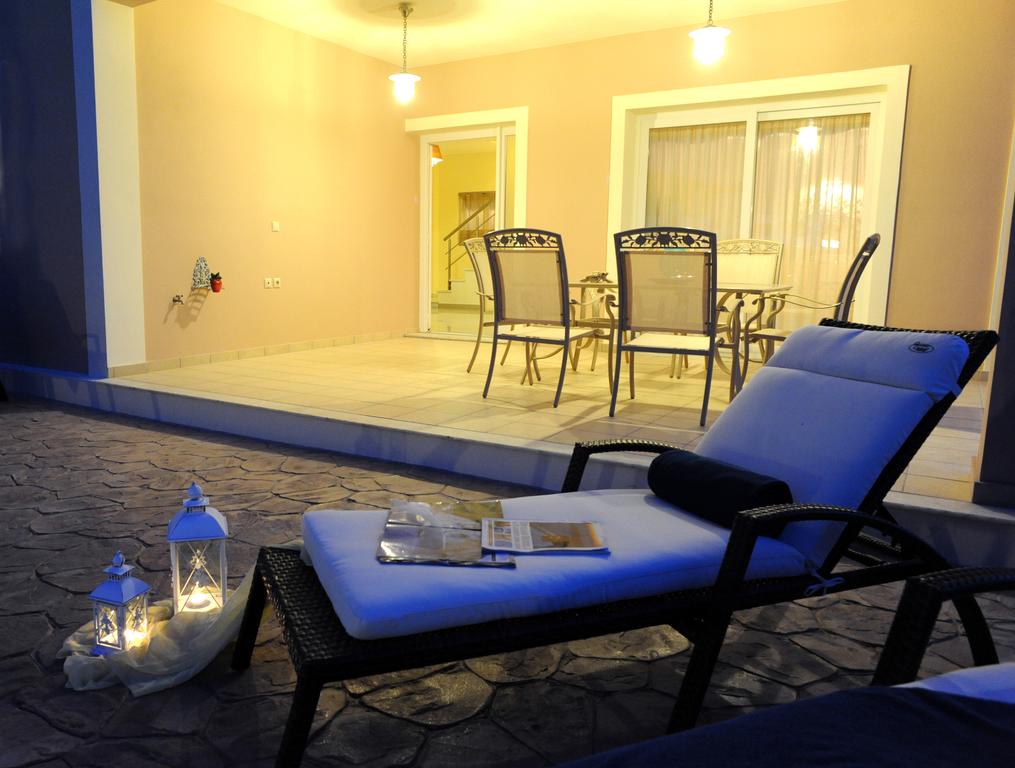 Отдых в отеле Mamfredas Resort Luxury Villas