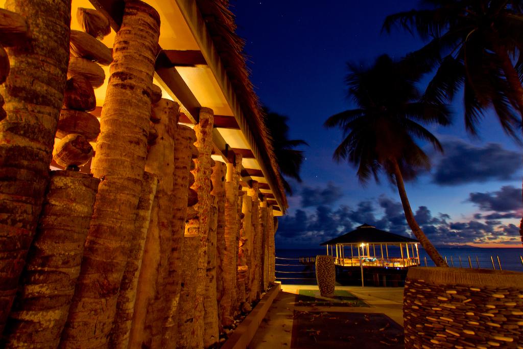 Горящие туры в отель Coco De Mer & Black Parrot Suites Праслин (остров) Сейшелы