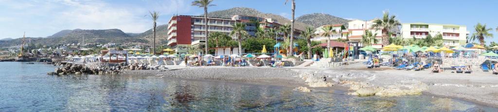 Відпочинок в готелі Eri Beach & Village Іракліон Греція