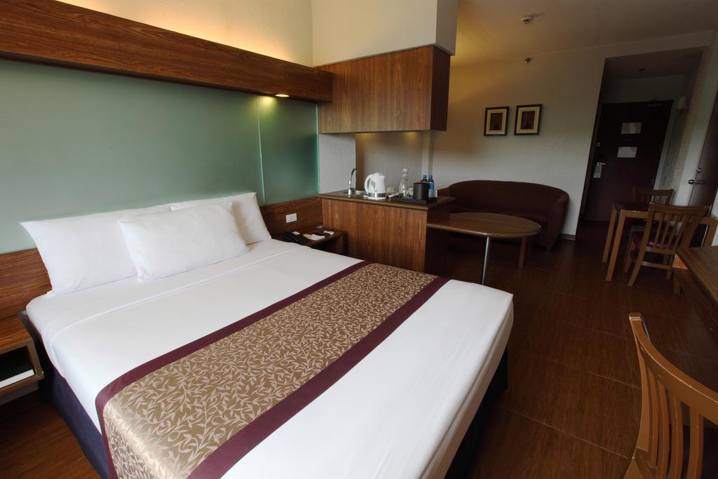 Microtel Inn & Suites Baguio Филиппины цены