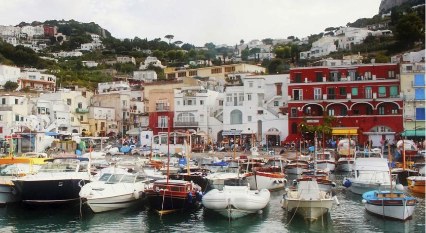 J.K. Place, Italy, Capri Island, tours, photos and reviews