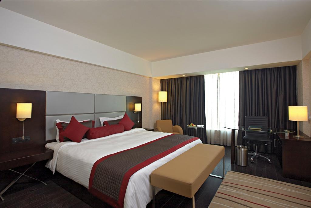 Отдых в отеле Country Inn & Suites By Carlson Gurgaon Sec 29 Дели Индия