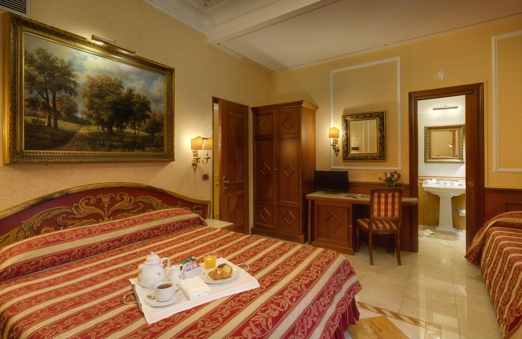 Горящие туры в отель Bolivar Рим
