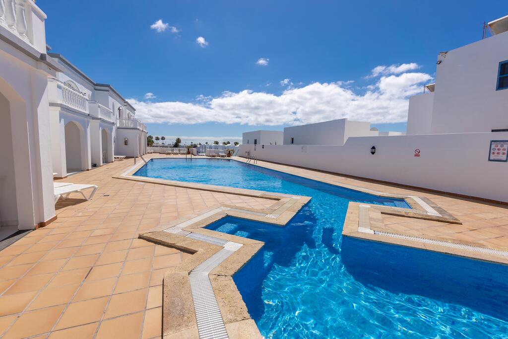 Hotel, Lanzarote (island), Spain, Corona Del Mar Apartments