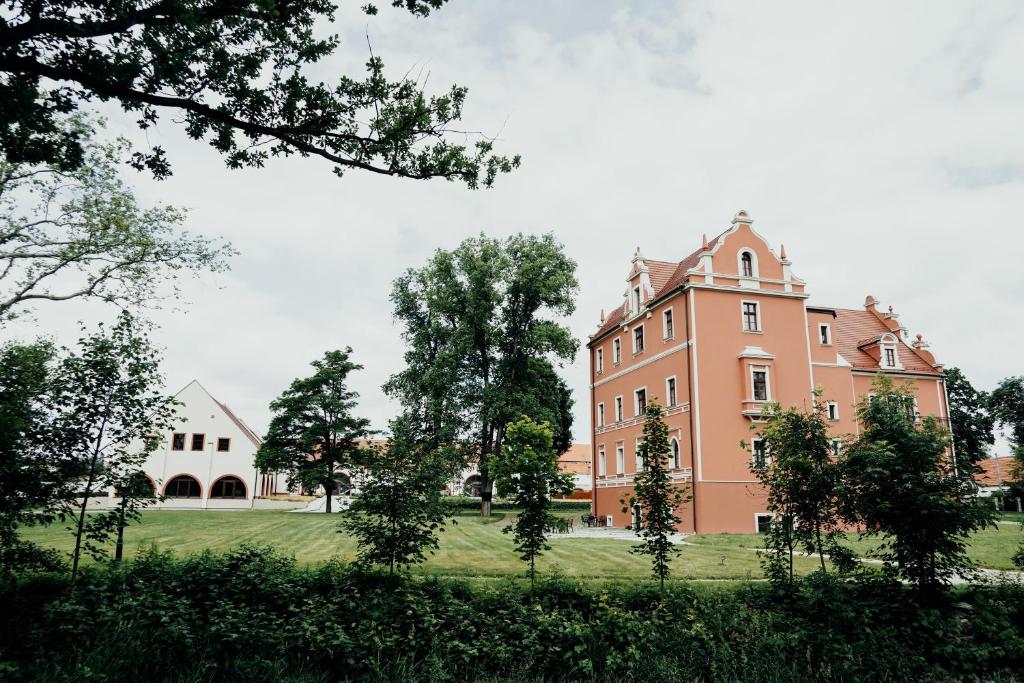 Отдых в отеле Palac w Krotoszycach Легница Польша