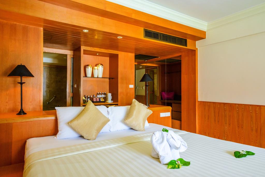 Туры в отель Sea View Patong Hotel Патонг Таиланд