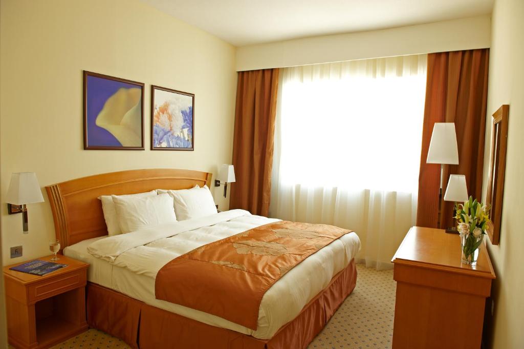 Горящие туры в отель Golden Tulip Hotel Apartments Шарджа
