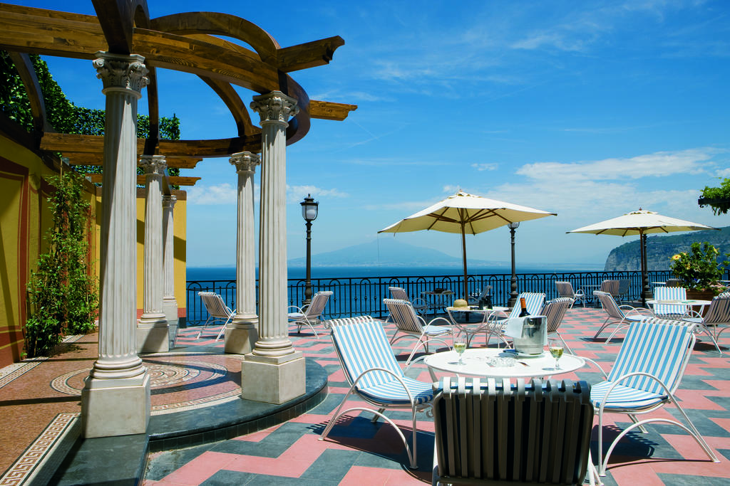 Grand Hotel Royal, Zatoka Neapolitańska