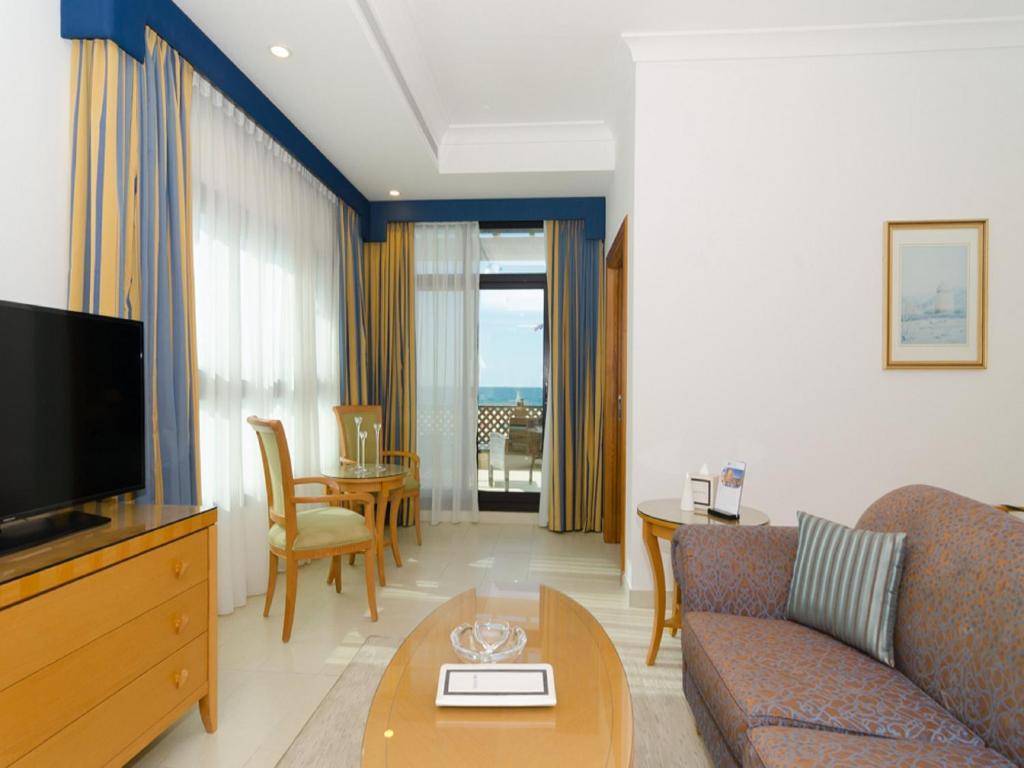 Hotel reviews Roda Beach Resort
