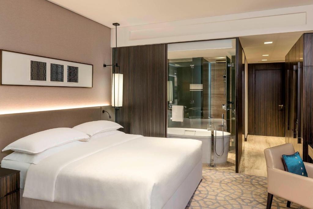 Отзывы гостей отеля Sheraton Grand Hotel Dubai