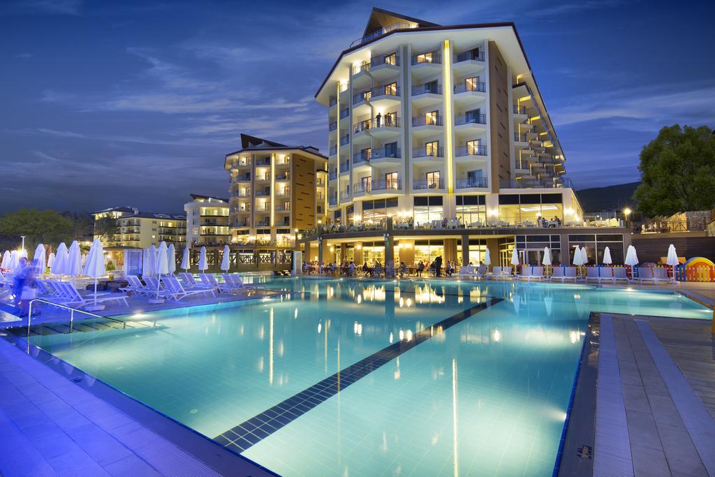 Туры в отель Ramada Resort Kusadasi & Golf Кушадасы Турция