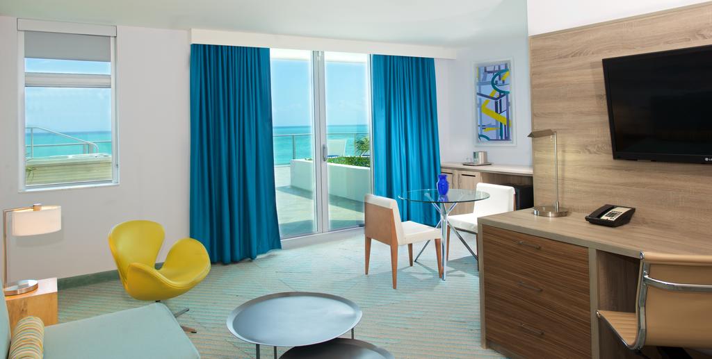 Фото отеля Courtyard Cadillac Miami Beach Oceanfront