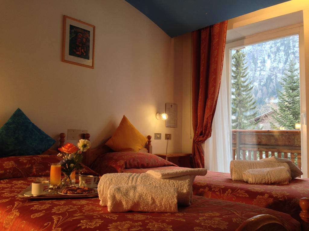Odpoczynek w hotelu Rododendro Val di Fassa